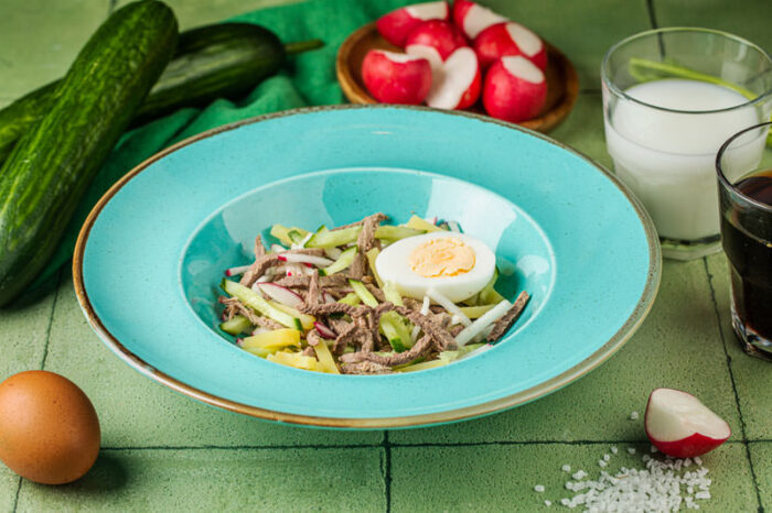 Окрошка мясная (на квасе или айране) 